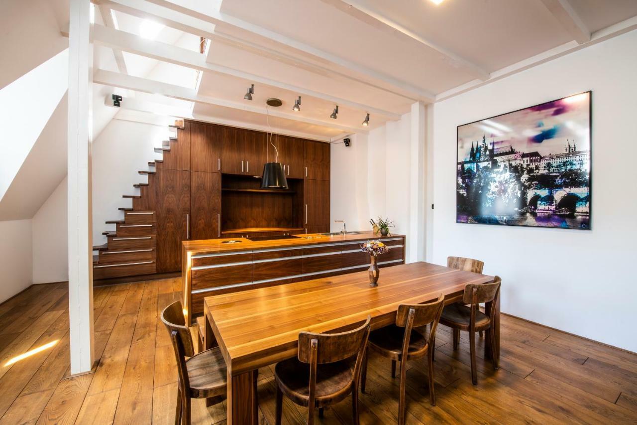 Loft Appartement Praag Buitenkant foto