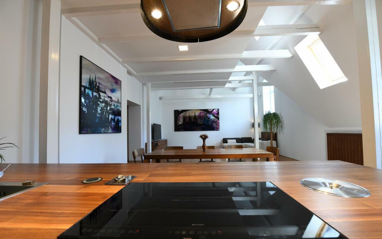Loft Appartement Praag Buitenkant foto
